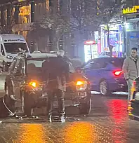 Siirt'te iki araç çarpıştı