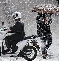 Siirt'te Kar Yağışı Nedeniyle Motokuryelere 1 Günlük Trafik Kısıtlaması