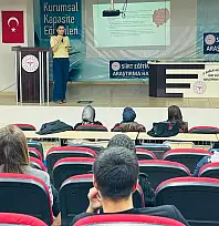 Siirt'te kuduz riskine karşı sağlık personeline kapsamlı eğitim verildi