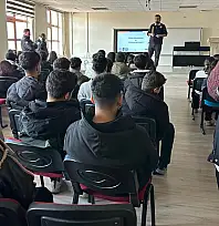 Siirt'te öğrencilere yönelik SİBERAY farkındalık eğitimi verildi