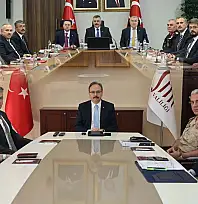 Siirt'te Spor Güvenliği Değerlendirildi: Bakanlar ve Valiler VKS'de Buluştu