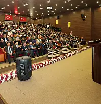 Siirt'te Tarım Sektörü 4. Siirt Fıstığı Çalıştayında Masaya Yatırıldı: Üretimi Artıracak Adımlar Belirlendi