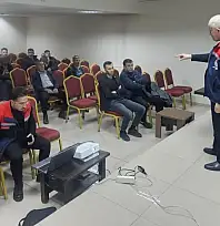 Siirt'te üreticilere fıstıkta verimi artırma teknikleri anlatıldı