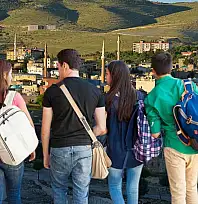 Siirt Tillo'da Taşımalı Eğitim Belirsizliği: Öğrenciler Okullarına Nasıl Ulaşacak?