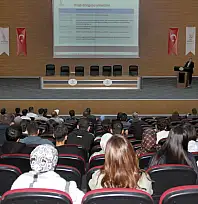 Siirt Üniversitesi'nde 2209-A Öğrenci Projeleri Bilgilendirme Toplantısı Yapıldı