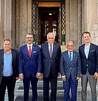 Siirt Vakfı Heyeti'nden Bakan Yardımcısı Cantimur'a Ziyaret