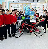 Siirt Yağmurtepe İlkokulu'nda Kitap Okuma Heyecanı: Öğrenciler Hediyeler İçin Yarışacak