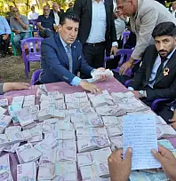 Şırnak'ta İki Gün İki Gece Süren Düğünde 35 Koyun Kesildi Çifte 6 Milyon Lira Takıldı