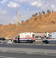 Şırnak'ta Servis Minibüsü ile Hafif Ticari Araç Çarpıştı: 13'ü Çocuk 19 Yaralı