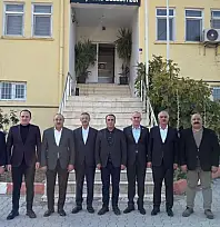 Son Söz Seçilmişlerin 'Halkın': Siirt'te Tecrübenin Toplandığı Masa