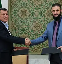 Suriye'den tarihi karar: Kürtçe ulusal dil oldu, Nevruz resmi tatil ilan edildi