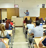 Üniversite Harçlarına Zam Geldi: 2026-2027 Eğitim Yılında Bölüm Bölüm Yeni Ücretler Belli Oldu