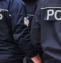 Van'da Görevli Polis Memurunun Aracı Siirt Baykan'da Durduruldu: 16,3 Kilo Esrar Bulundu