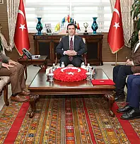 Yener Tanık'tan Bitlis Valisi Karakaya'ya Ziyaret