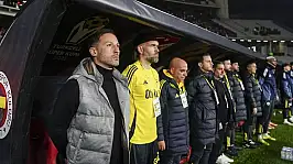 Fenerbahçe'de yaprak dökümü sürüyor: Tedesco gidecekler listesine 3 isim daha ekledi