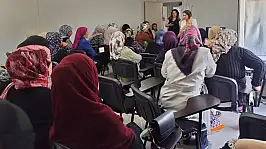 Siirt'te Kadın Sağlığına Yönelik Bilgilendirme Eğitimi Düzenlendi