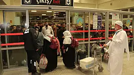 Şırnak'tan Suudi Arabistan'a İlk Direkt Uçuşla Giden 220 Umreci Memleketine Döndü