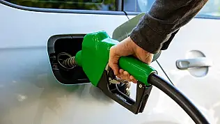 Akaryakıtta son dakika: Büyük zamdan vazgeçildi