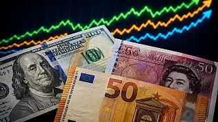 Döviz Kurlarında Rekor Serisi Sürüyor: Dolar, Euro ve Sterlin Yeni Zirveleri Gördü