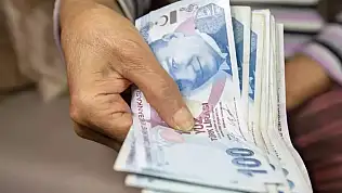 Emeklinin bayram ikramiyesi ne kadar olacak? Masada iki seçenek var