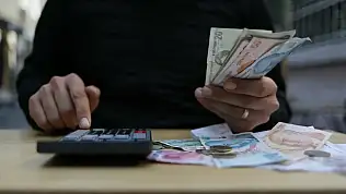 Emeklinin Maaşından Kesinti Dönemi Başlıyor: Yeni Torba Kanun Resmen Yürürlükte