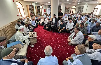 1 Kişinin Öldüğü Kan Davası Büyümeden Son Buldu: Siirtli Aileler Barış Sofrasında Buluştu