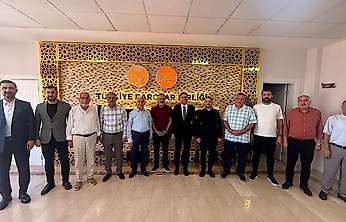 AK Parti Siirt Teşkilatından Siirt Barosu ve Siirt Esnaf Odaları Birliği'ne Ziyaret