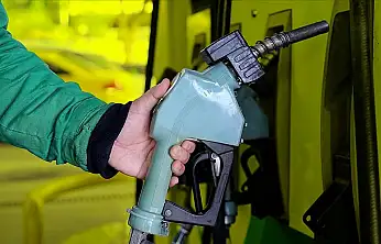 Akaryakıtta Uzun Süreli Artışın Ardından İndirim Geldi! İşte Siirt'te Güncel Benzin Mazot ve LPG Fiyatları