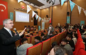 Bakan Yardımcısı Yılmaz, Siirt'te gençlerle buluştu