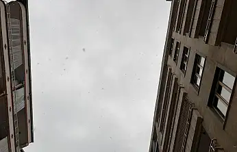 Beklenen kar yağışı Siirt il merkezinde başladı