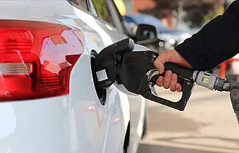 Benzinde İndirim Pompaya Yansıdı: Siirt'te Güncel Fiyatlar Belli Oldu
