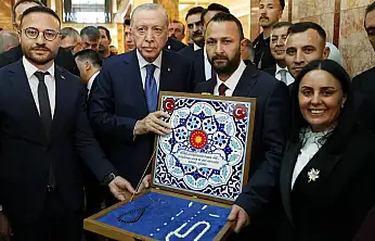 Cumhurbaşkanı Erdoğan, Siirtli Öğretmen Tutcan'ı Kabul Etti