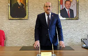 Eruh Belediye Başkanı Çiftçi'den 24 Kasım Öğretmenler Günü Mesajı