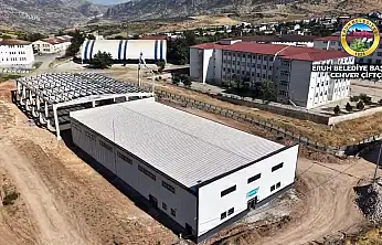 Eruh'ta 250 Kişilik Kapalı Spor Salonunda Sona Gelindi
