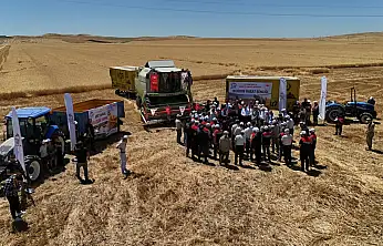 Garzan Ovası'nda İlk Hasat Yapıldı: Vali Kızılkaya'dan Anız Yangını Uyarısı