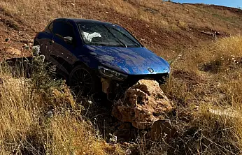 Güçlükonak-Siirt Yolunda Otomobil Şarampole Uçtu: 5 Kişi Yaralandı