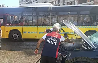 İstanbul'dan Siirt'e Gelen Sürücünün Otomobili Alevlere Teslim Oldu