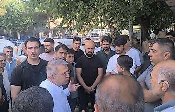 Kurtalan'da trafik gerilimi sonrası dikkat çeken buluşma: Siirt İl Emniyet Müdürü vatandaşları dinledi