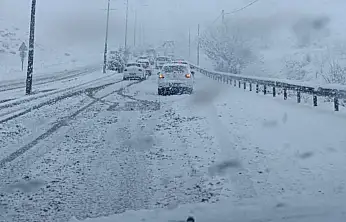 Meteoroloji uyardı: Siirt'te yer yer 20 santimi aşan yoğun kar bekleniyor