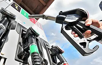 Motorine İndirim Geldi: Siirt'te Fiyatlar 61 TL'nin Altına İndi! İşte Güncel Akaryakıt Fiyatları