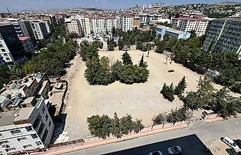 Öğretmenevi Geliyor, Otopark Gidiyor: Siirt'te Yeni Proje Yeni Sorun mu Getirecek?