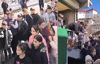 Pervari'de çocuklara Ramazan öncesi ücretsiz döner ikramı