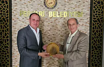 Pervari'nin Eski Kaymakamı Kemal Baykal'dan Belediye Başkanı Tayyar Özcan'a Ziyaret