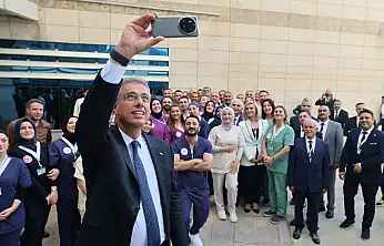 Sağlık Bakanı Memişoğlu, Siirt Eğitim ve Araştırma Hastanesi'ni Ziyaret Etti