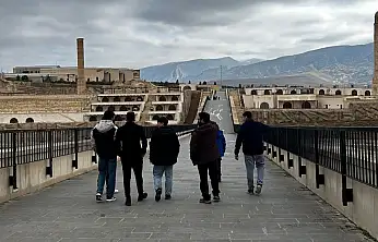 Siirt Aile ve Sosyal Hizmetler'den çocuklara Hasankeyf sürprizi