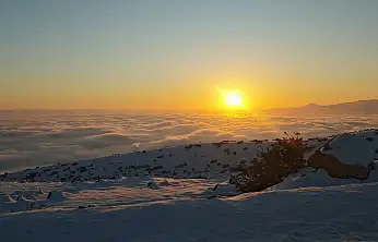 Siirt Botan Vadisi Ilısu Barajı havzasında sis denizi oluştu