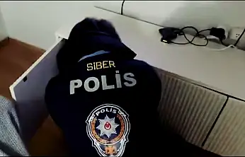 Siirt Dahil 55 İlde Siber Suç Operasyonu: Çocuk Müstehcenliği ve Dolandırıcılık Ağları Çökertildi! 301 Kişi Yakalandı