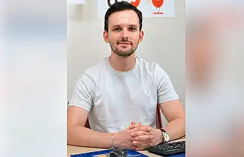 Siirt Eğitim ve Araştırma Hastanesi'nde Görevli Uzman Doktor Uyardı: Ekran Süresi Çocukların Gelişimini Etkileyebilir