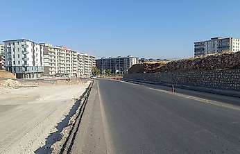 Siirt-Eruh Yolu Otogar Mevkiinde Çalışmalar Yavaş İlerliyor İddiası: Sürücüler Tepkili
