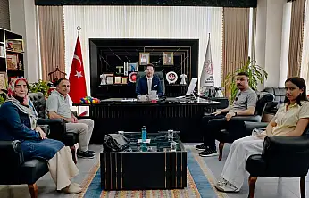 Siirt'in LGS Şampiyonu İl Milli Eğitim Müdürlüğü'nde Ağırlandı